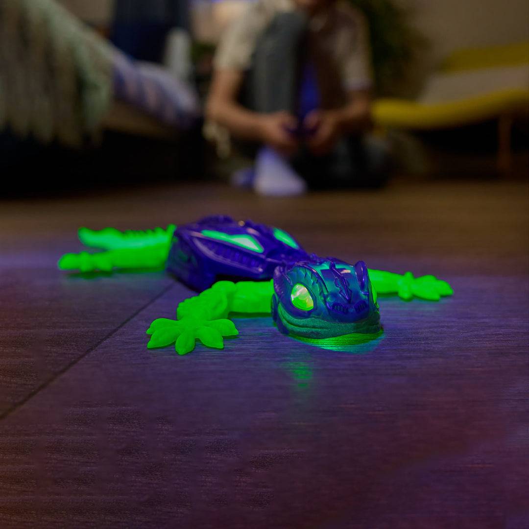 HEX BOTS Smart Gecko Glow In The Dark