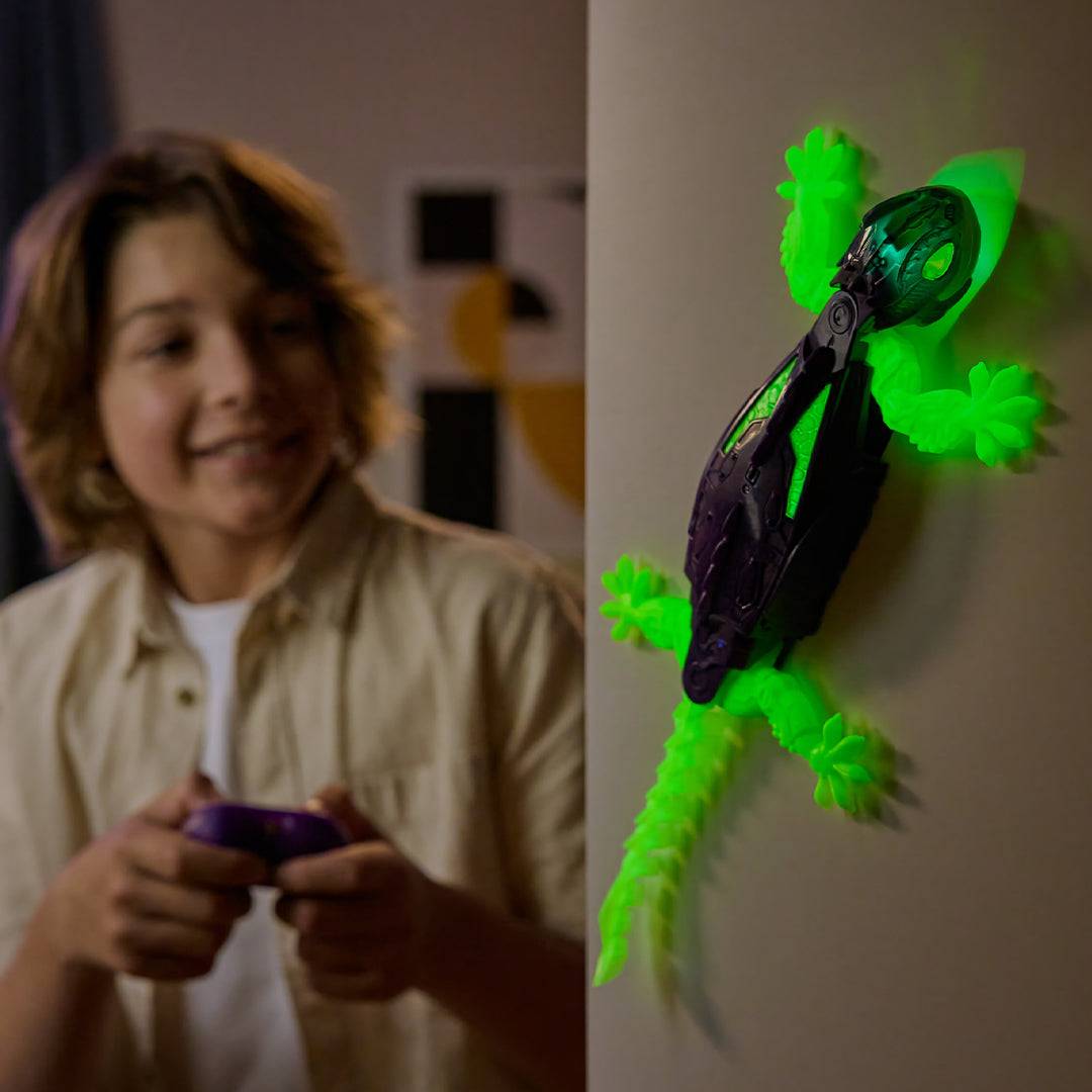HEX BOTS Smart Gecko Glow In The Dark
